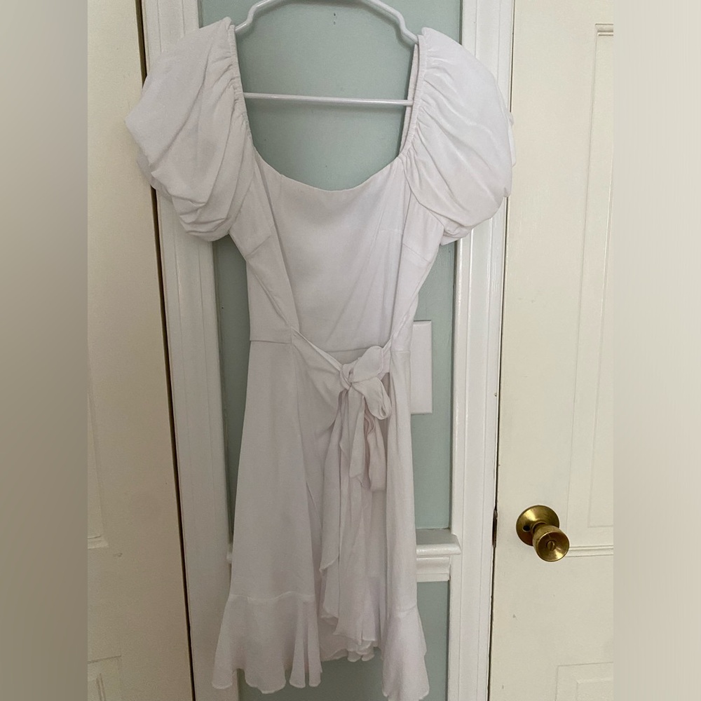 White tie dress size XXS